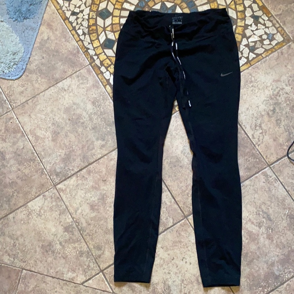 Nike dry fit leggings